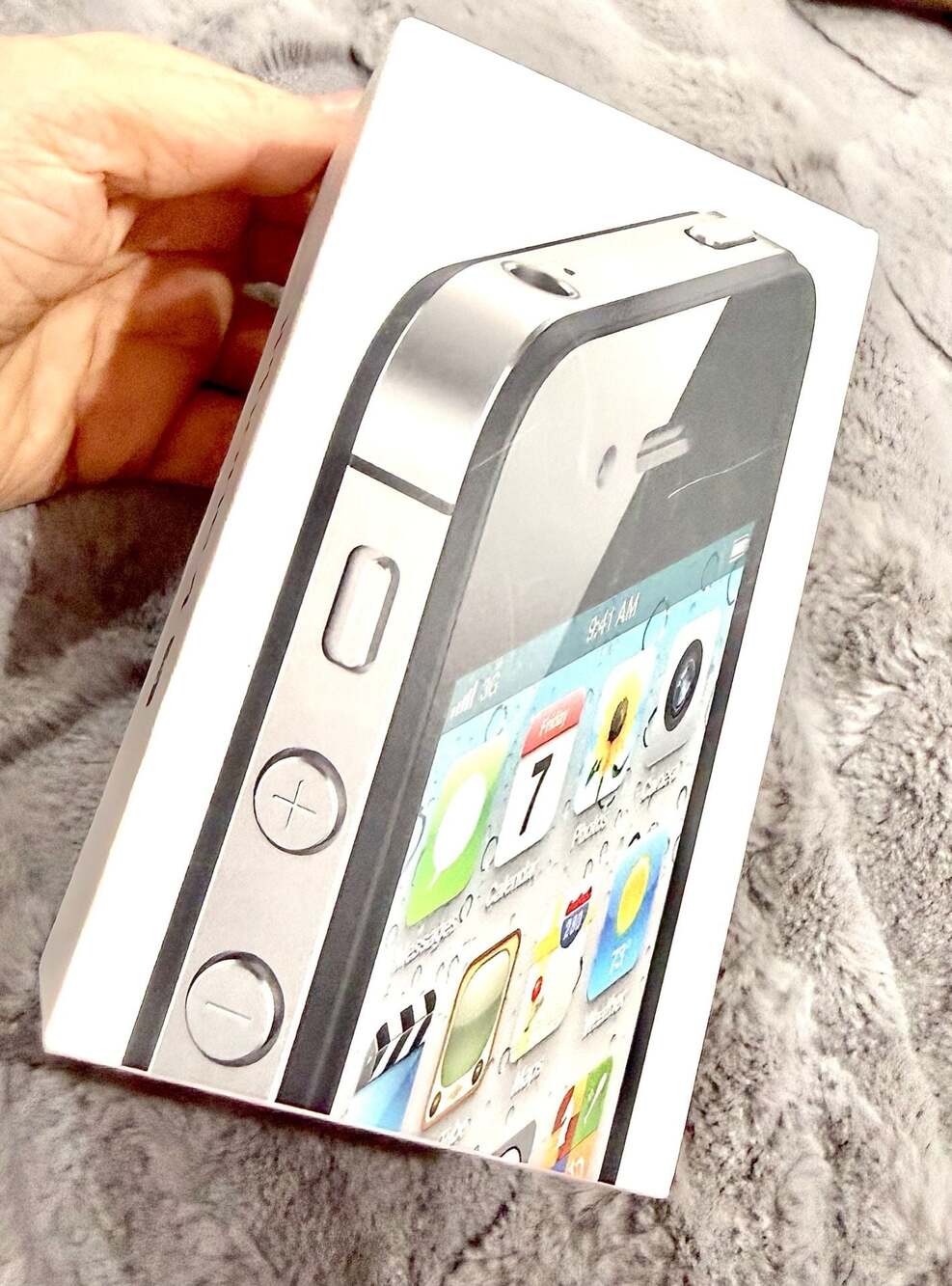 Apple iPhone 4S 16GB Black Original Box and Accessories Only